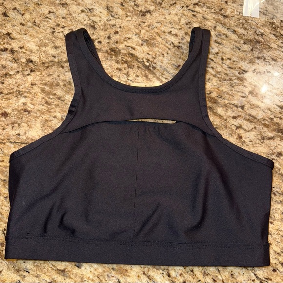 🖤C&C California Black Cutout Crop Top Sports Bra - Picture 2 of 5